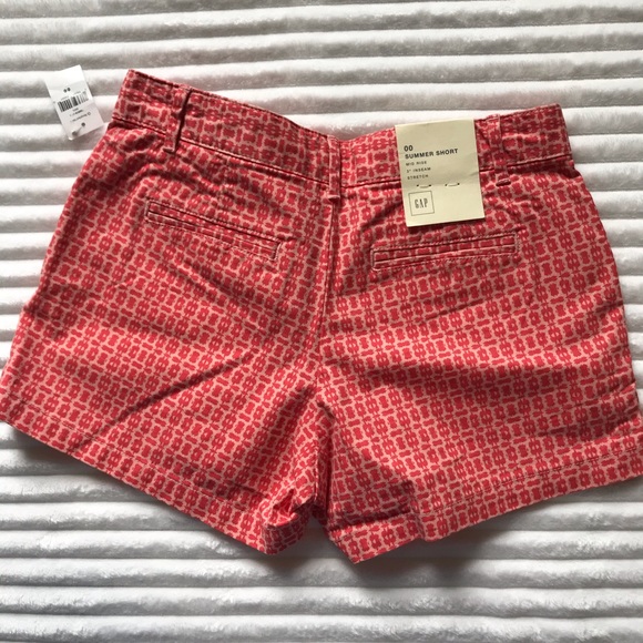 GAP Summer Women Short 3” Size 00 Pink Coral - Picture 3 of 3